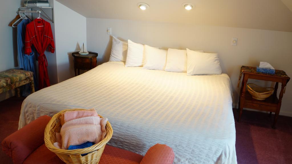 Harbor Haus Inn & Suites Херман Екстериор снимка