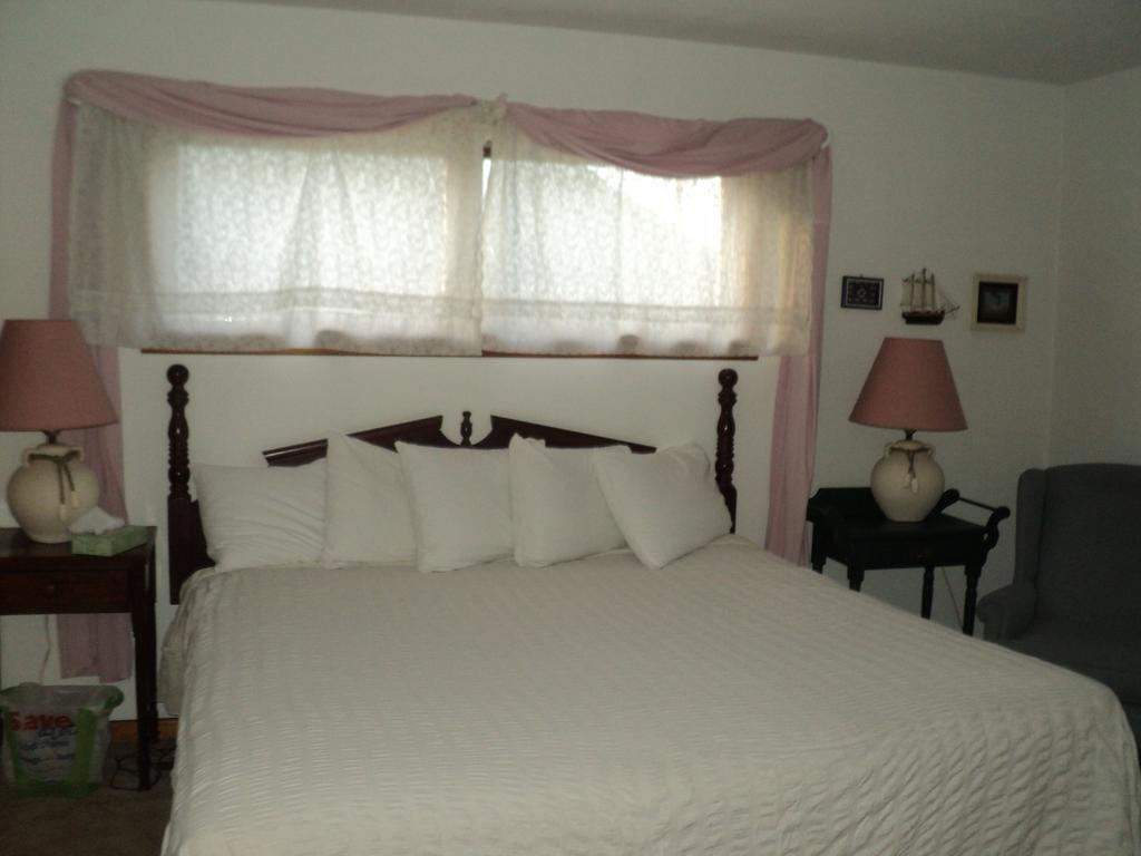 Harbor Haus Inn & Suites Херман Екстериор снимка