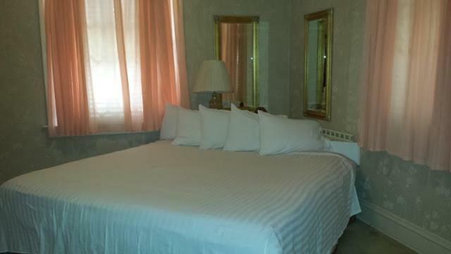 Harbor Haus Inn & Suites Херман Екстериор снимка